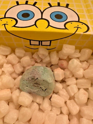 Lush Kitchen Exclusive Bubbling Under Bubble Bar Bath Lavender Seaweed Sea Salt