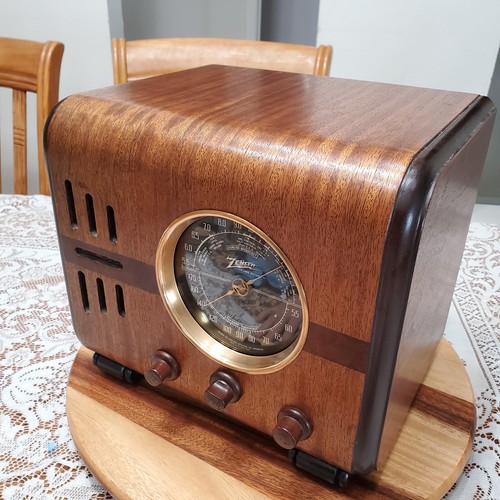 Gorgeous Vintage 1937 Zenith Black Dial Cube Radio 5S218 Restored Excellent - Picture 5 of 24