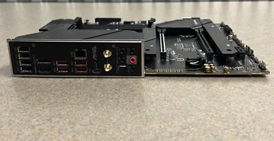 MSI MAG B660 TOMAHAWK WIFI DDR4 LGA 1700 ATX Intel Motherboard Untested!