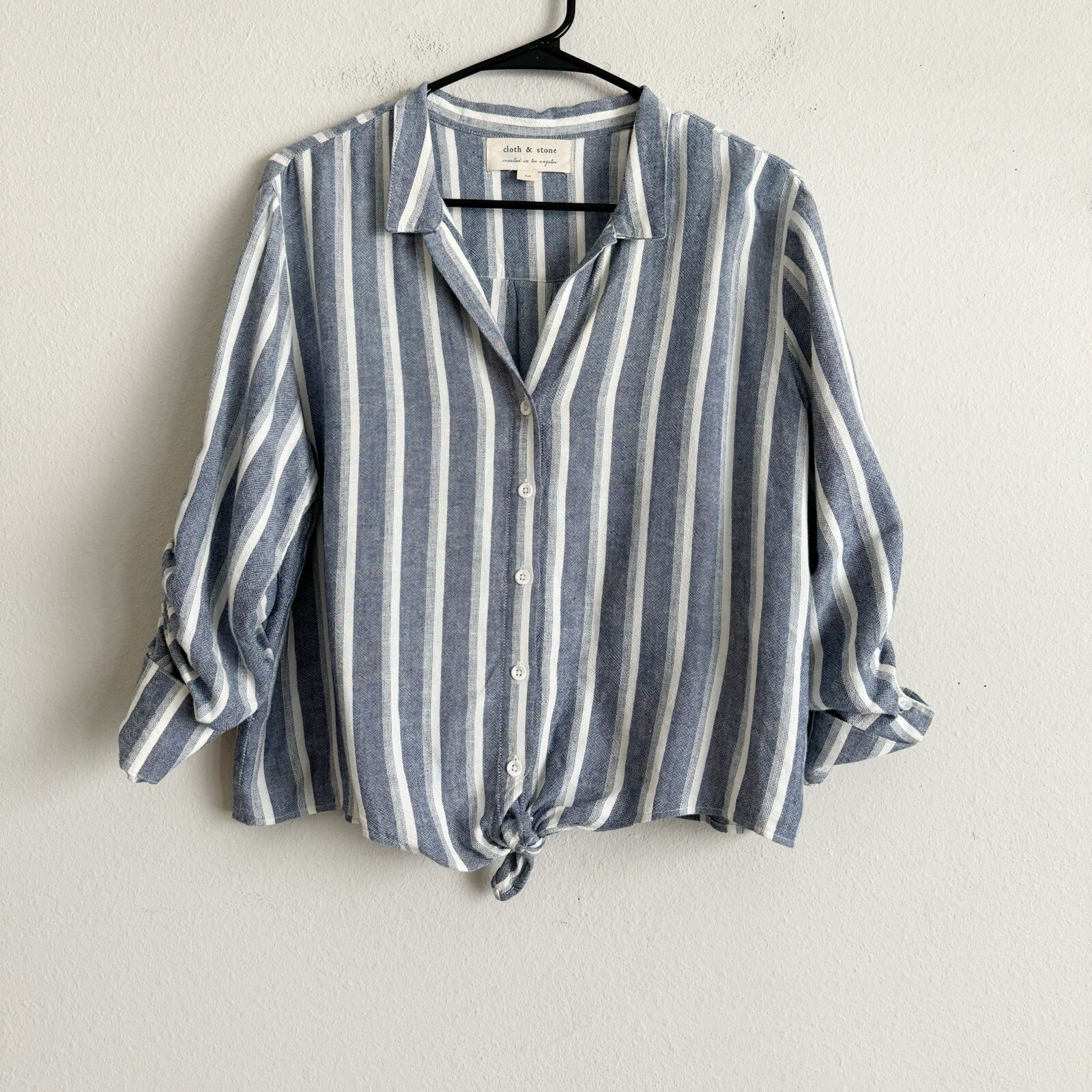 Cloth & Stone Top Size Medium Striped Tie Front Long Sleeve Rayon Button Down