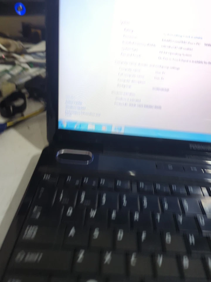 Notebook Toshiba L505 (c2d-3gb Ram - 120gb SSD - Wi-Fi - DVD-RW - Webcam)  - Imagem 3 de 4