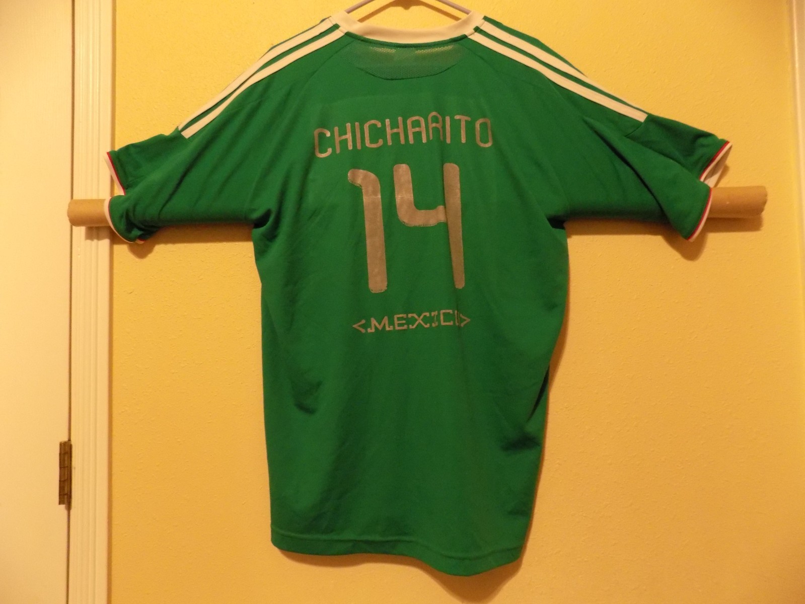Chicharito Mexico National Soccer Team Jersey (XL Adult) Stitched Patch/Good Con