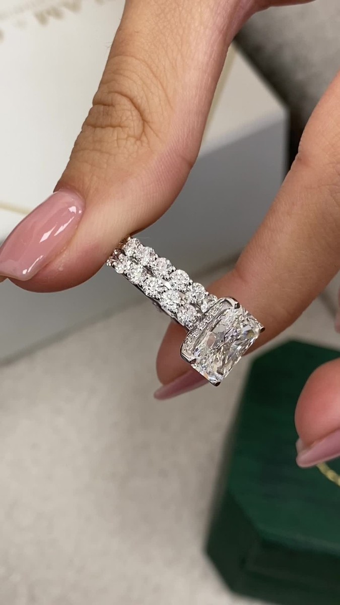 5.8ct IGI Certified E/VVS2 Radiant Lab Created Diamond Bridal Set