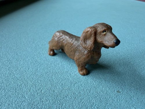 Vintage 1986 Bullyland Male Brown Dachshund Figure Pet Dog Bully West Germany