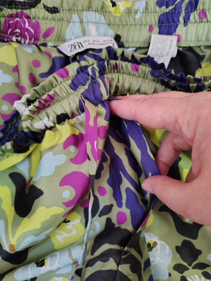 Pantalones Cortos Para Mujer ZARA Verde Floral Cintura Alta Satén Bloggers Favoritos Grandes *LEER* Foto 4 de 4