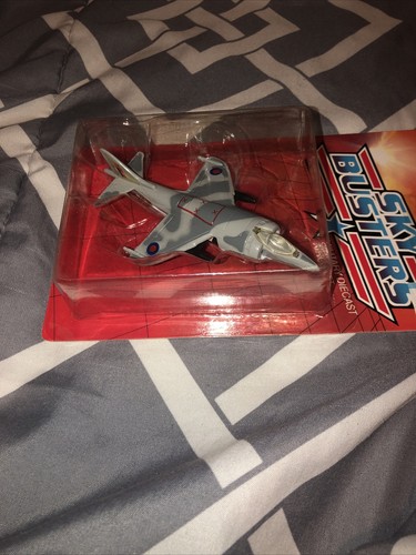 MATCHBOX SKY BUSTERS HARRIER SB10 BRAND NEW IN PACKAGE GREAT COLLECTIBLE ! - Picture 6 of 7