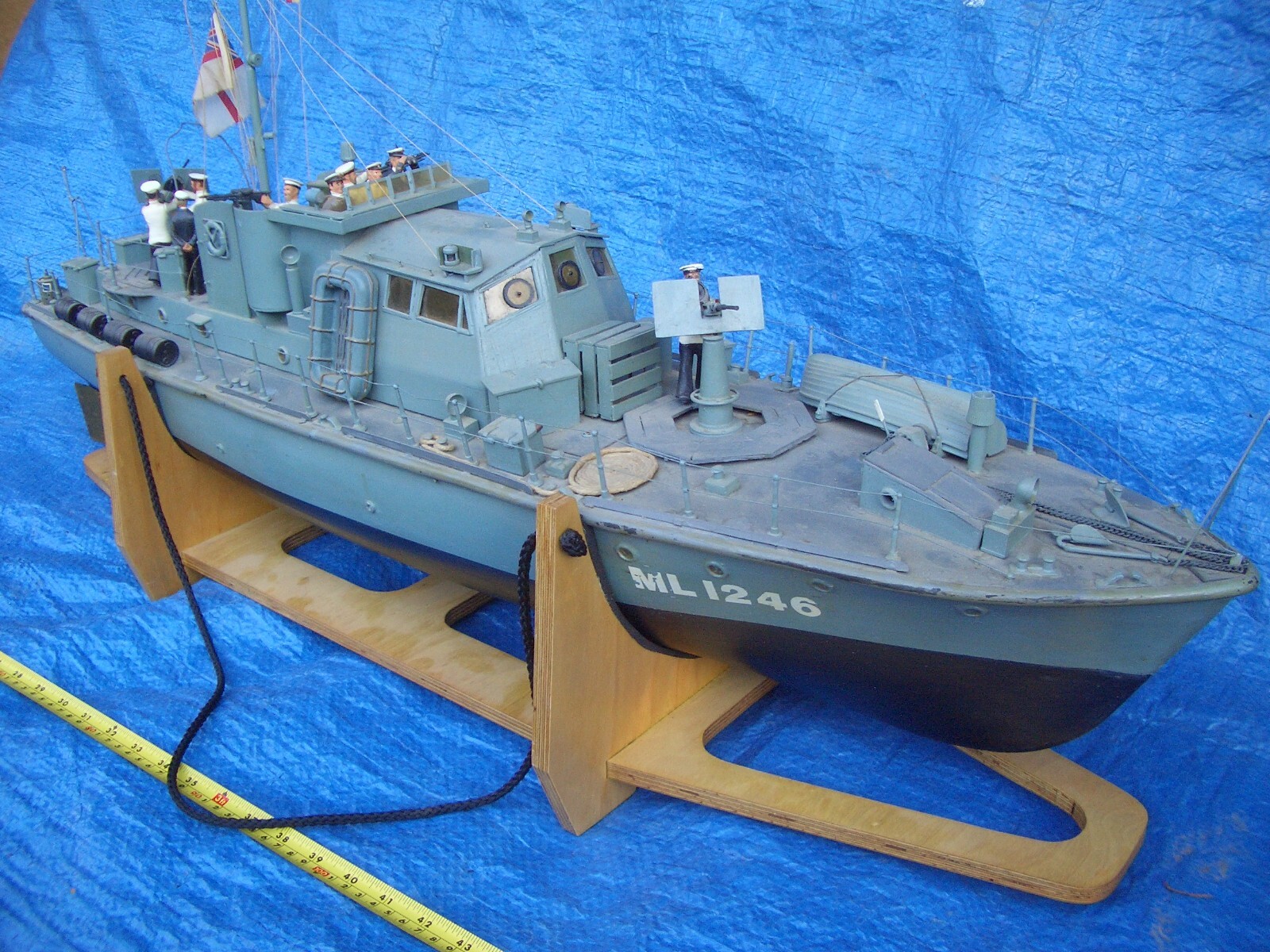 ROYAL NAVY Harbour Defence Motor Launch 3ft 1/24 Scale Boat Ship