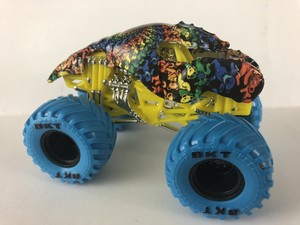 crushstation monster truck toy