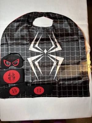 Spiderman Cape, Mask, Belt, Wrist, New Costume Halloween Spider Man Costume NEW - Image 1 of 4
