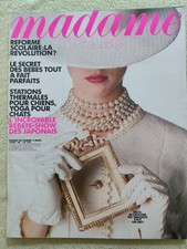 Madame Figaro March 1990 No. 14 – Daryl Hannah Inside – Vintage French Magazine