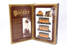 Hornby Stephenson’s "OO" Scale Rocket Locomotive Tender with 3 Coach Cars