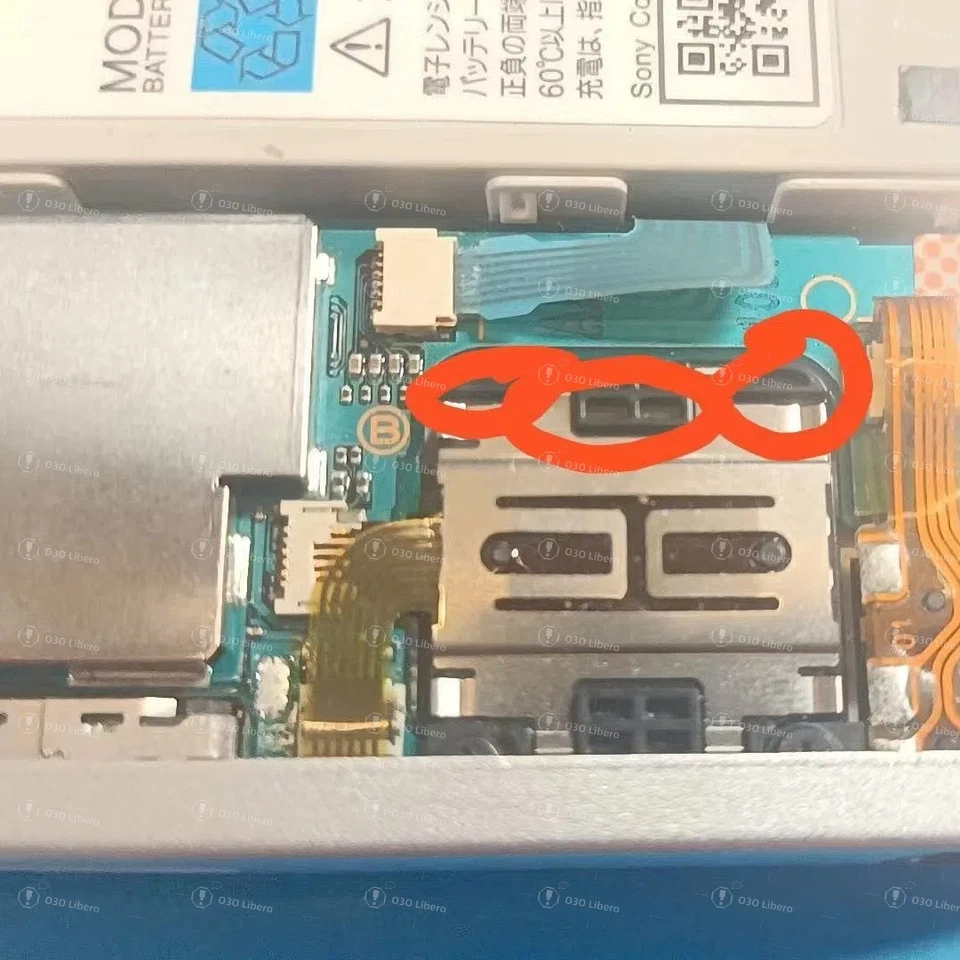 PSP GO M2 Memory Card to Micro SD Adaptor / Adapter - Image 3 of 4