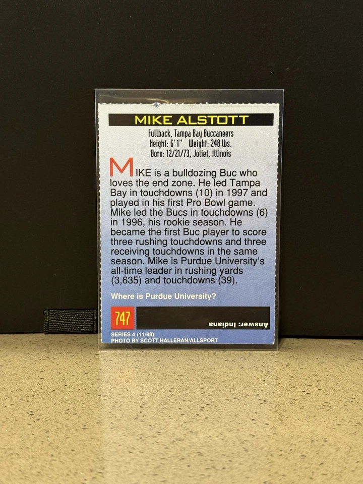 1998 Sports Illustrated for Kids Series 2 - Mike Alstott #747 - Image 2 of 2