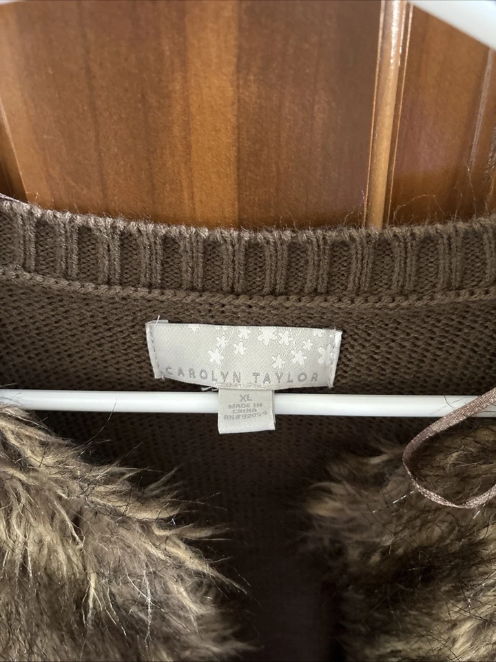 Chaleco marrón de piel sintética Carolyn Taylor para mujer talla XL con elástico Foto 2 de 4