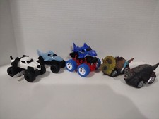 Pull Back  Go Monster Jam Trucks Sharks  Dinosaurs lot of 5 toy cars