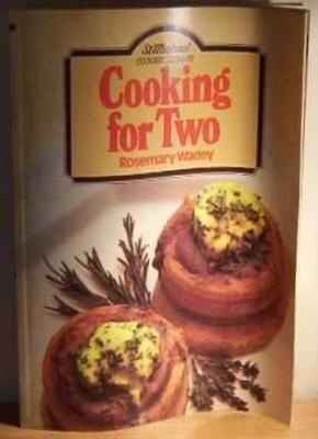 Cooking for Two (St Michael Cookery Library),Rosemary Wadey