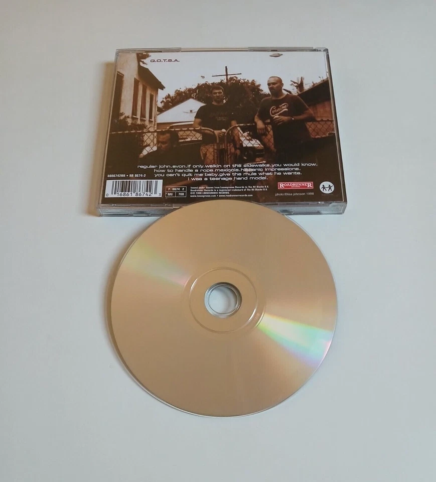 QUEENS OF THE STONE AGE SELF TITLED CD 1ST PRESS ROADRUNNER 1998 Foto 3 de 3