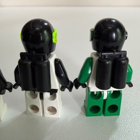 Lego Rebel Hunter 6897 Space Police 100% Complete Box 140 Pieces 2 Minifigures