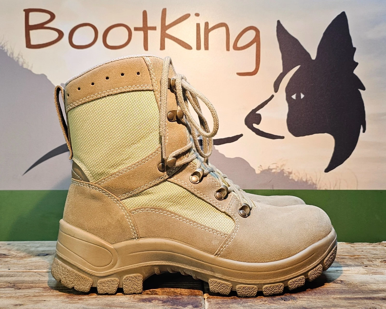HAIX GTX Coyote Waterproof Hiking, Walking, Airpower P9 desert boots UK 7.5