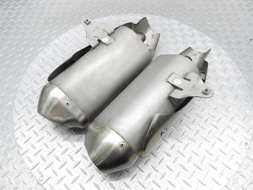 2012 09-12 Triumph 1050 Speed Triple R Exhaust Pipe Tube Muffler Silencer OEM
