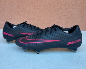 scarpe di calcio nike mercurial