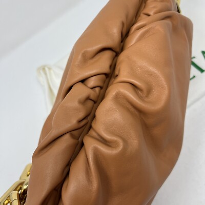 Auth BOTTEGA VENETA The Chain Pouch Leather Shoulder Bag Brown