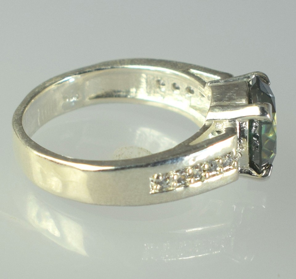 Green Diamond Solitaire 5.97 Ct. Round Cut Certified Wedding Engagement