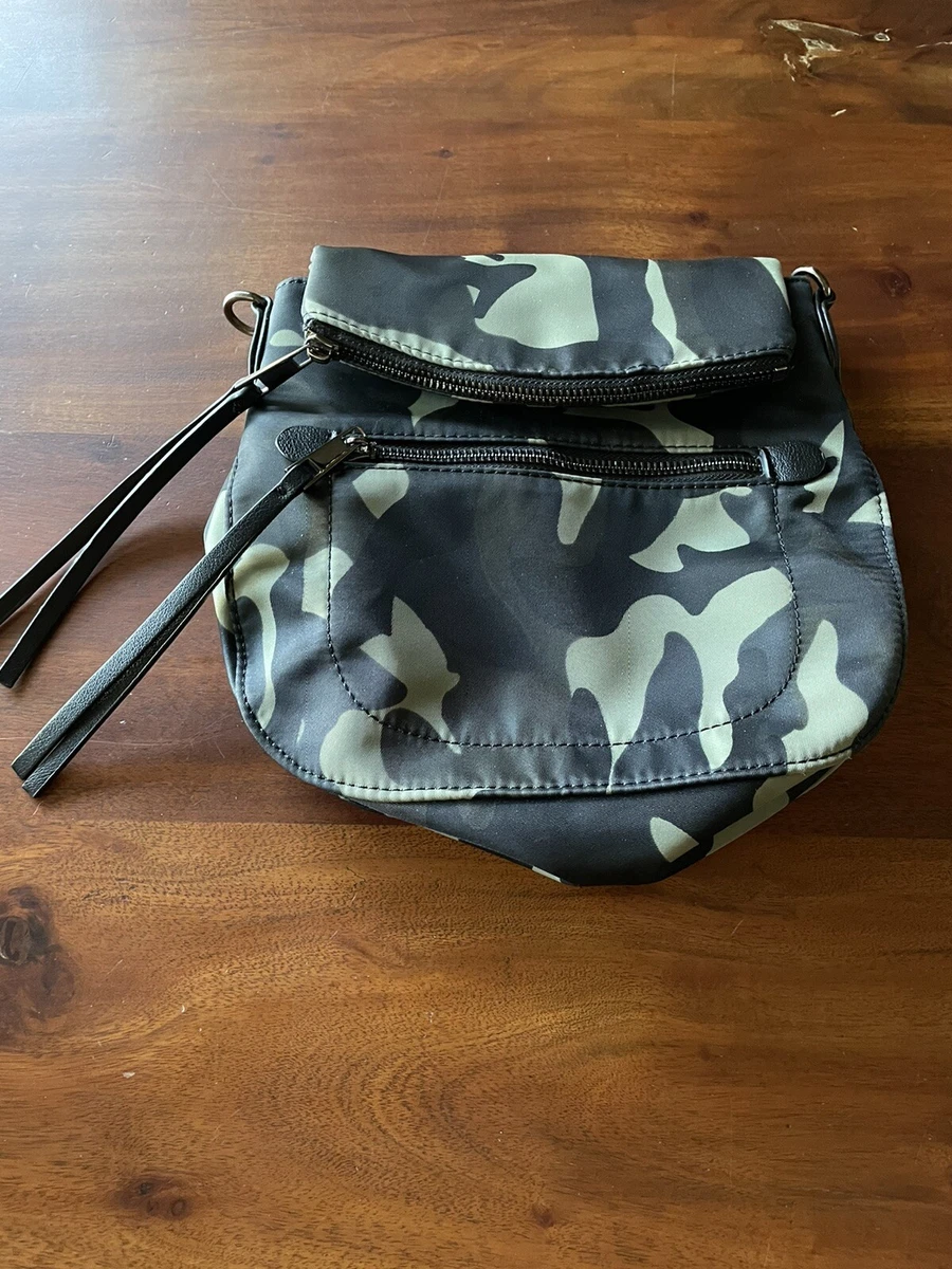 Details 125+ camo crossbody bag kidsdream.edu.vn