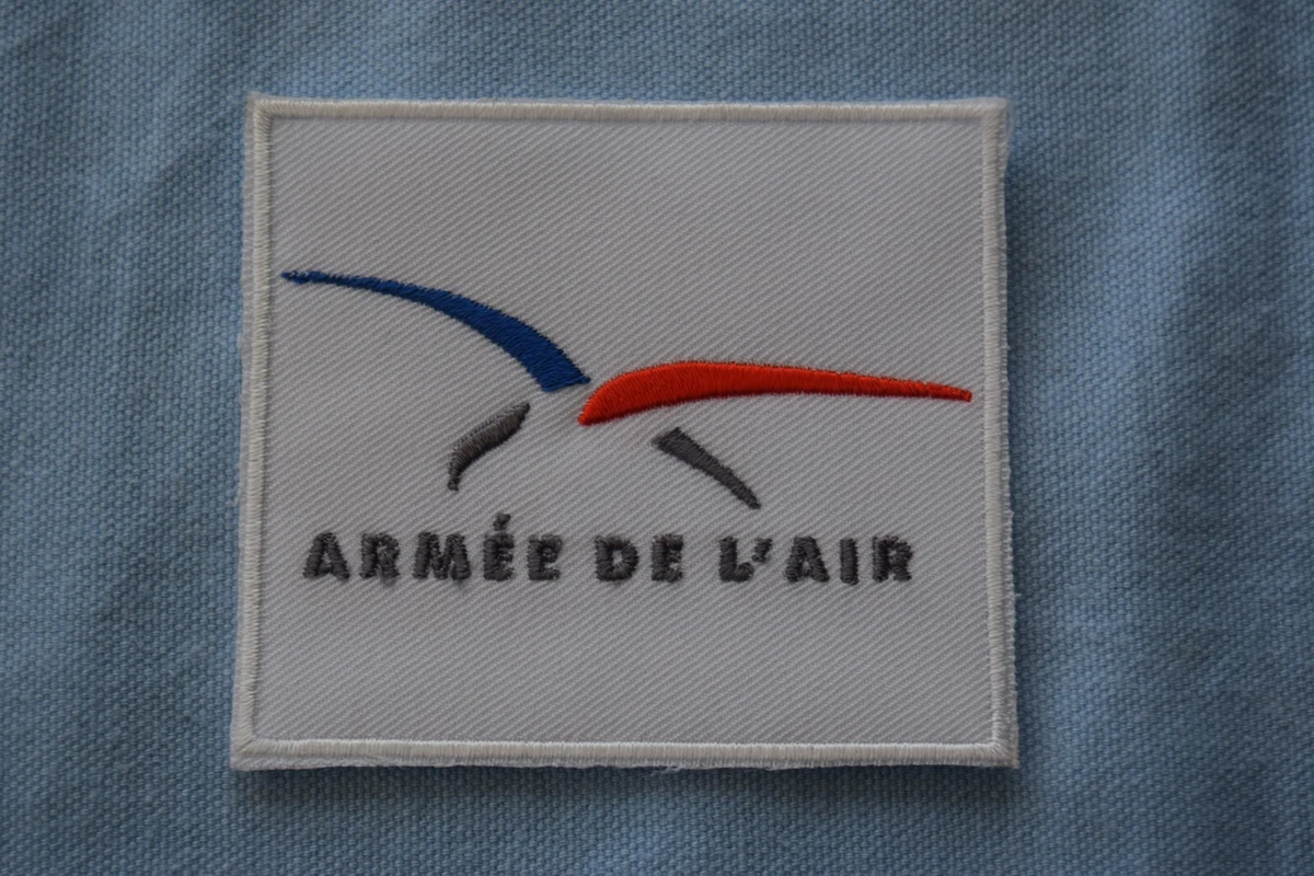 Patch Insigne Tissu – Club Sportif & Artistique – Nîmes Air – Armée De L’air