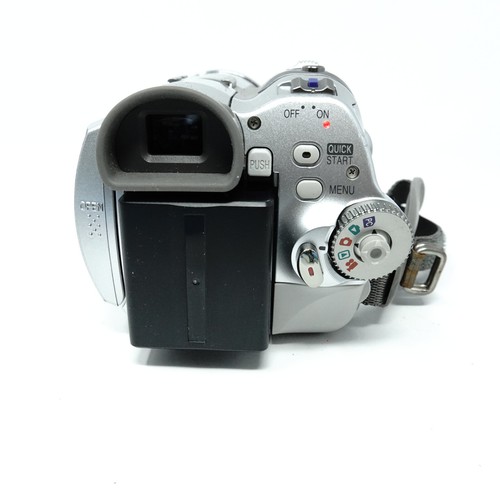 Panasonic PV-GS250 MiniDV Camcorder 3.1MP 3CCD W/ New Battery - Works - Picture 9 of 12