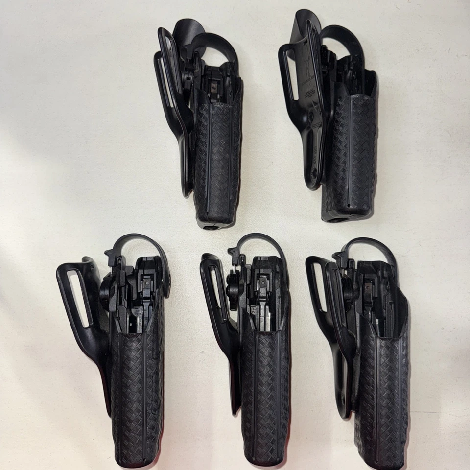 Funda Safariland 7360 Glock 17/22 (G1-4) ALS/SLS nivel 3 funciones con luz para mano derecha Foto 4 de 4