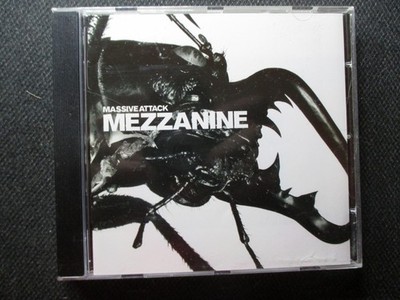 Top CD Album aus Sammlung !  MASSIVE ATTACK  Mezzanine