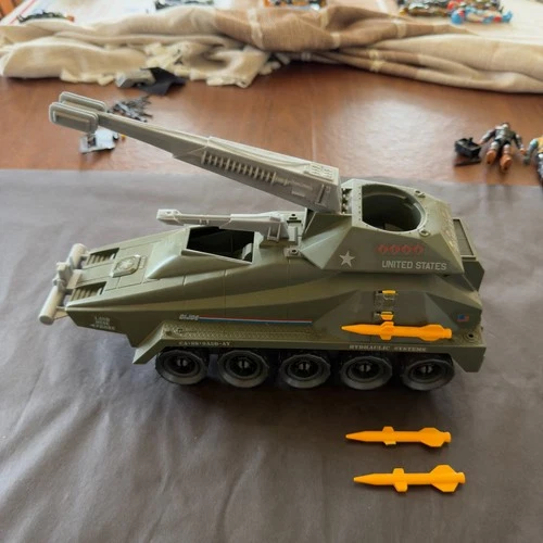 1987 HASBRO GI JOE PERSUADER VEHICLE 100% COMPLETE