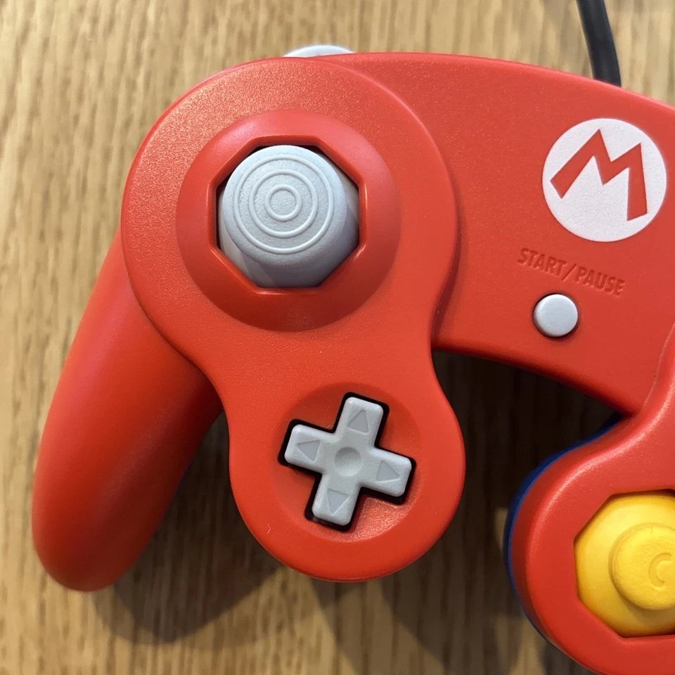 Official Mario Club Nintendo Gamecube Controller Red & Blue DOL-003 Tested Japan - Image 3 of 4
