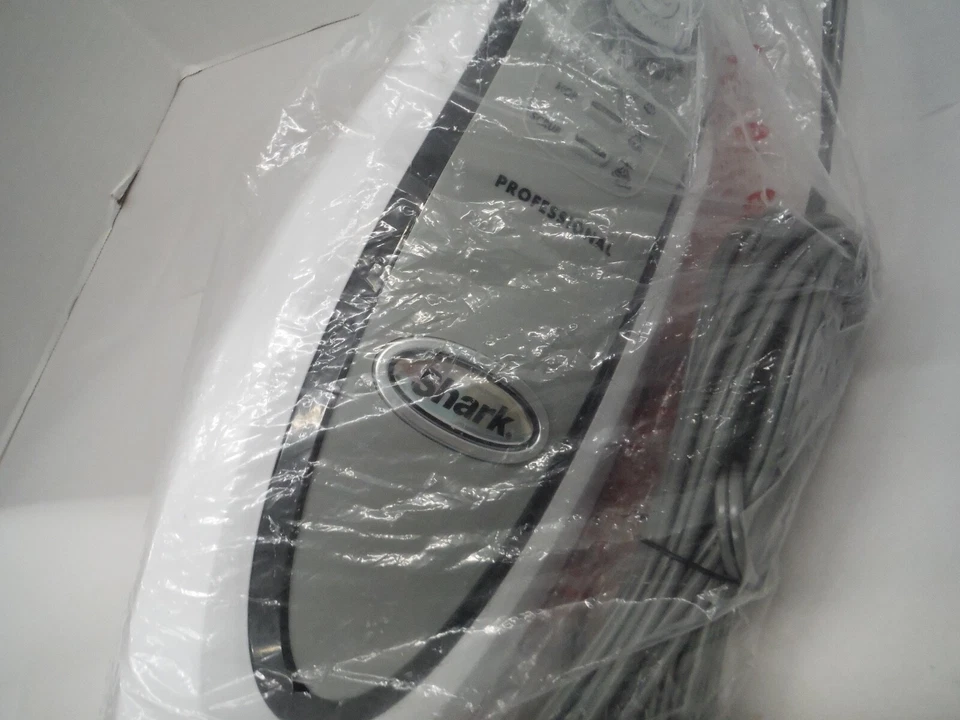 Shark Vacuum Steamer NEW SEALED 53601 body/ tank replacement no stopper, works - Image 3 of 4