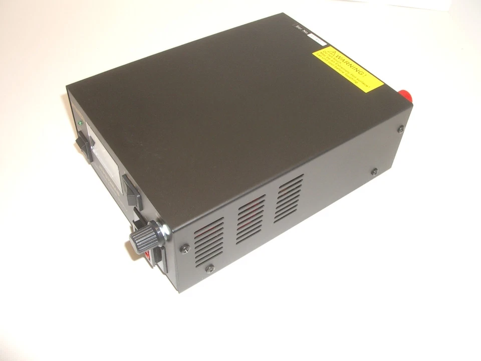 JETSTREAM JTPS32MAB 13.8VDC 30 AMP SWITCHING DC POWER SUPPLY w/ METER - Image 2 of 4