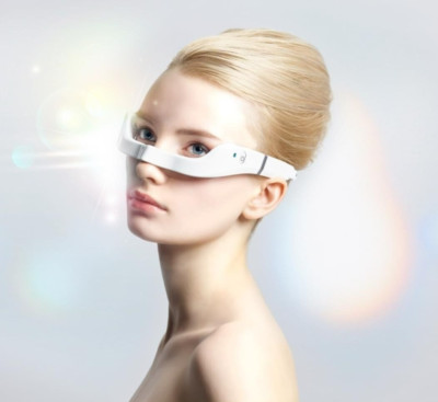 LUXCEAR Myuxer EMS Facial Massager for Eyes Technology From Japan New