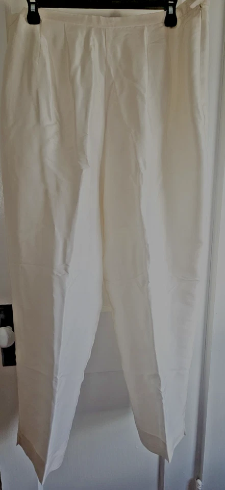 Novo com etiquetas Sunny Leigh 100% seda costas elástico cintura lateral zíper forrado feminino tamanho 14 marfim