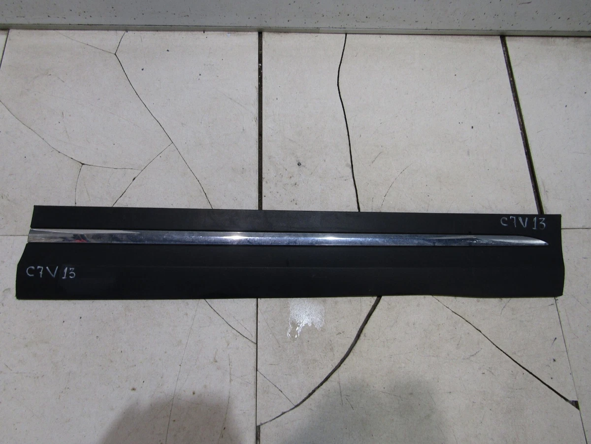 2020 Mercedes GLA H247 B Class W247 Front Right Door Moulding  