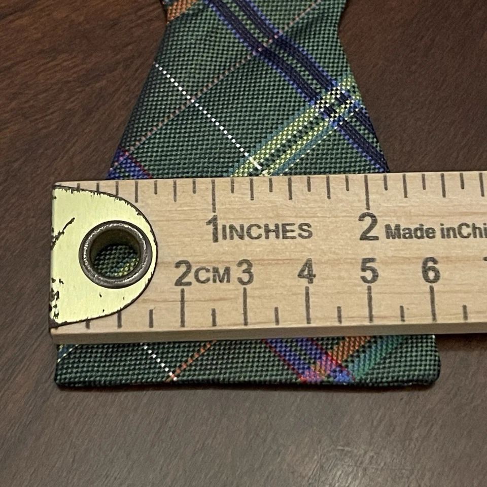 Blue Green Hand Made 60% Silk 40% Polyester Men’s Bow Tie Made In China - Image 3 of 4