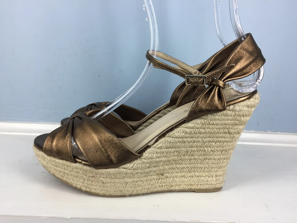 Talbots 9 Euc Bronze Leather Wedge Espadrilles Sandals heel Ankle Strap Career  - Image 2 of 4