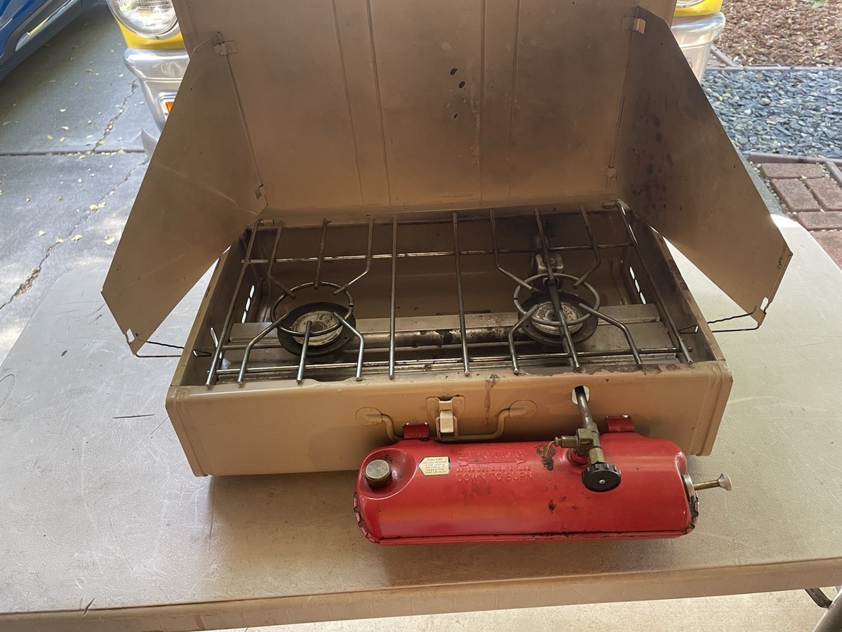 Vintage Coleman Gold Bond Camp Stove 413G Dated 11/75