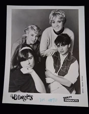 Rare Bangles publicity photo,8×10 glossy,Faulty products record lable.1982