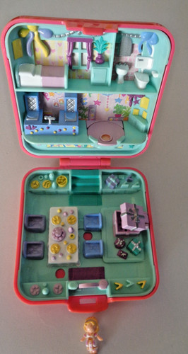 CAR/ POLLY POCKET BLUEBIRD