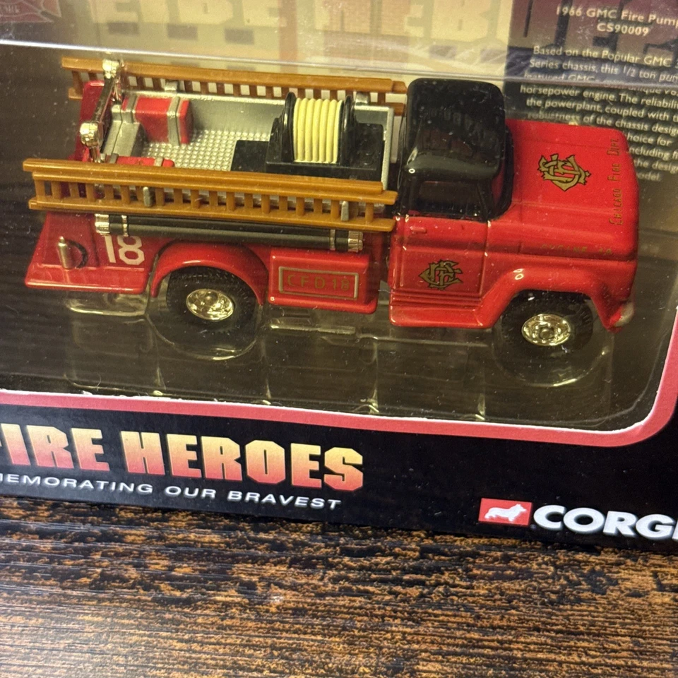 Corgi Fire Heroes 90009 – 1966 GMC Die Cast Fire Pumper (Chicago Fire Dept) NIB - Image 2 of 4