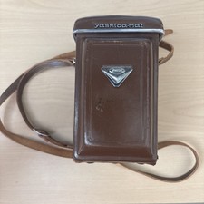 YASHICA MAT LM brown case only with triangle emblem and strap