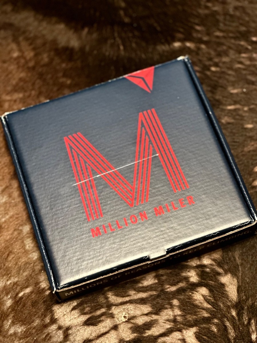 2026 Delta Million Miler Diamond Medallion Welcome Kit – 2 Tags +