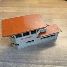 Vintage Hornby Dublo OO Gauge Metal Model Railway D1 Signal Box Meccano 