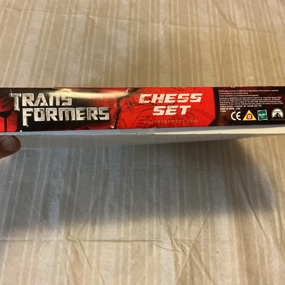Juego de ajedrez Transformers Parker Brothers 2007 con instrucciones, juego de 32 piezas. Foto 4 de 4