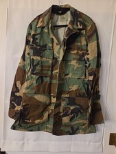 US Military Army Green Camouflage Woodland  Fatigue Size Small Long Jacket
